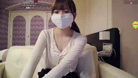 mionaxx online show from August 7, 12:03 pm