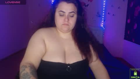 mira_cle_ online show from March 25, 9:05 am