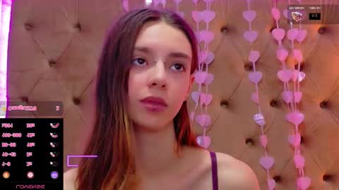 mira_lynxx online show from February 22, 6:28 am