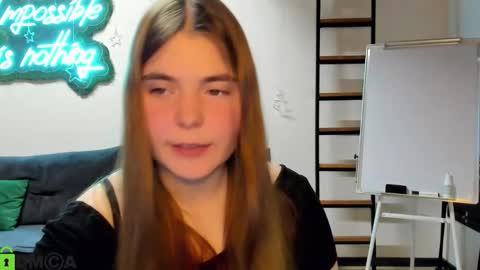 miraa_bloom online show from January 5, 5:38 pm