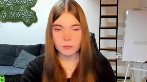 miraa_bloom online show from February 8, 2:20 pm