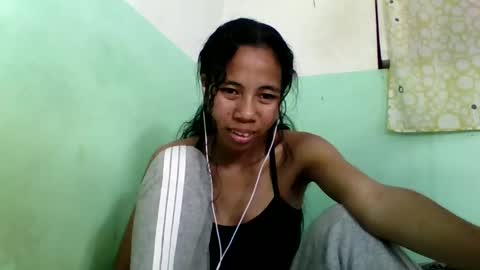 Snapshot of mirah881 chatting on September 20, 6:44 pm mirah881 online show from September 20, 6:44 pm