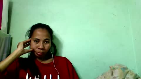 Snapshot of mirah881 chatting on September 11, 6:42 pm mirah881 online show from September 11, 6:42 pm