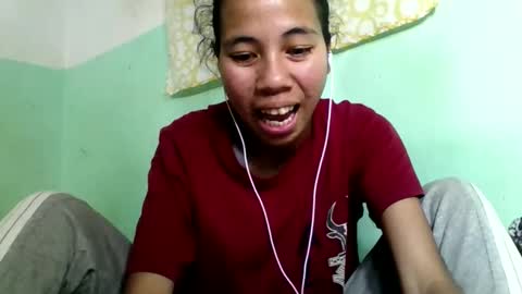 Snapshot of mirah881 chatting on September 24, 7:09 pm mirah881 online show from September 24, 7:09 pm