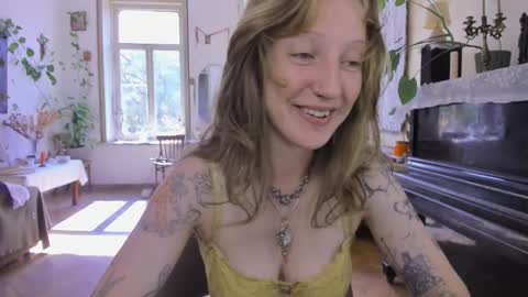 miranda2_0 online show from September 23, 7:35 am