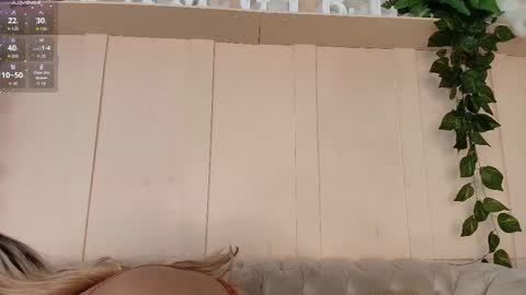 Miranda online show from December 3, 12:28 pm