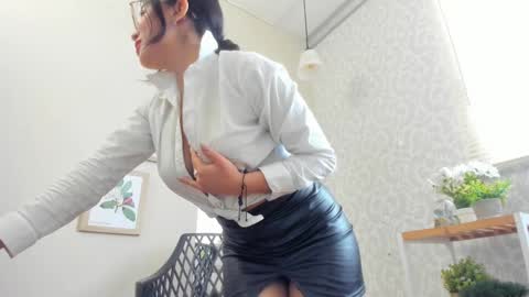 Miray online show from January 23, 2:50 pm