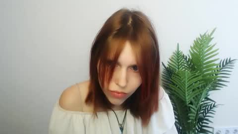 misaki_chan_ online show from March 6, 9:41 am