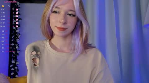 misekiii online show from November 13, 4:48 am