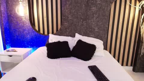 Antonella online show from September 18, 12:20 pm