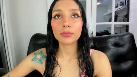 Snapshot of miss___evangeline chatting on March 5, 2:36 am Evangeline online show from March 5, 2:36 am