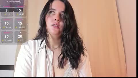    online show from December 4, 11:43 am