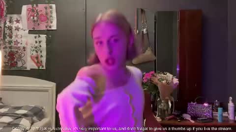 Anya online show from June 24, 9:22 pm