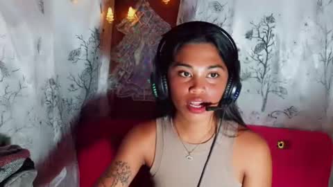 Bellah online show from April 23, 1:13 pm