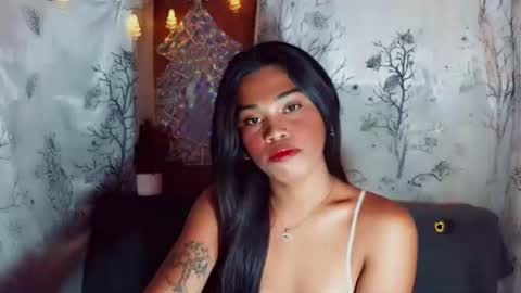 Bellah online show from April 25, 1:41 pm