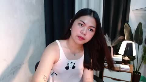 Briella online show from April 28, 5:56 am