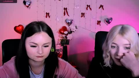 miss_courtney online show from March 7, 10:04 am