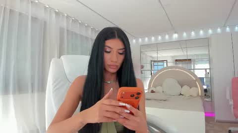 miss_diamond__ online show from June 11, 6:33 am