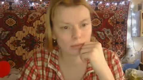 Elis online show from March 18, 2:01 pm