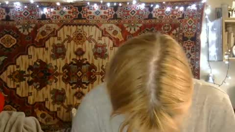 Elis online show from July 1, 11:41 am