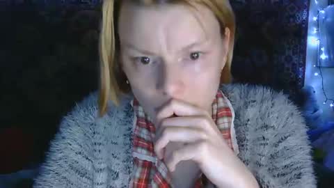 Elis online show from November 13, 3:37 pm