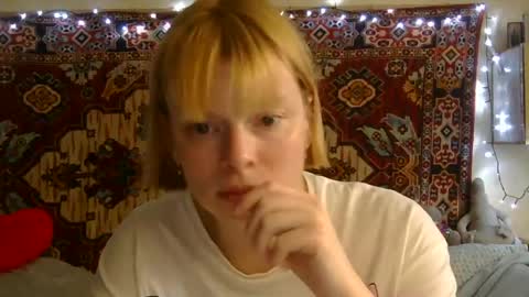 Elis online show from July 15, 11:26 am