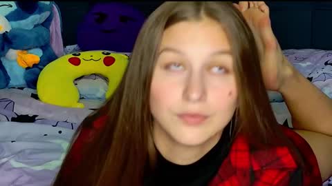 Emily online show from November 18, 6:22 pm