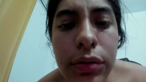 miss_eylens online show from May 17, 2:10 am