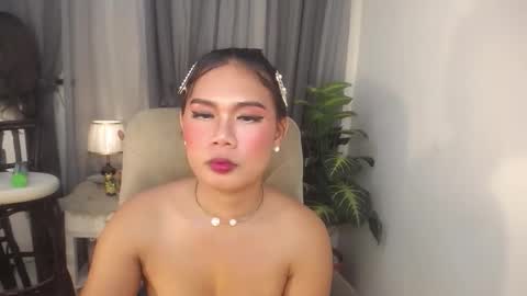 miss_fhakarat online show from October 10, 2:39 am