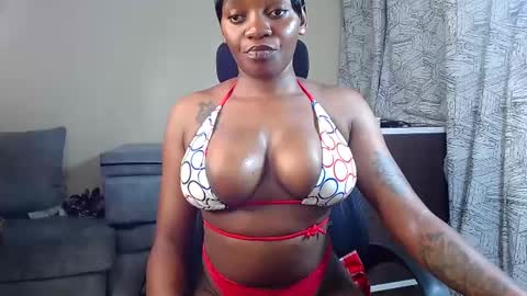 miss_kiiki online show from February 11, 7:54 am