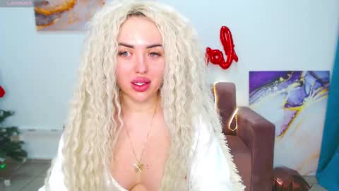 miss_kiten online show from February 24, 4:38 am