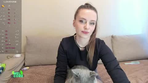 Kitty online show from April 12, 2:48 am