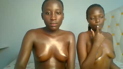miss_lolah7 online show from May 22, 4:25 pm