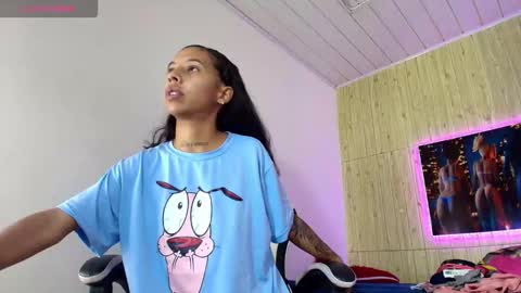 miss_sparkle666 online show from January 8, 8:47 pm