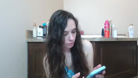 Bella online show from January 19, 10:49 pm