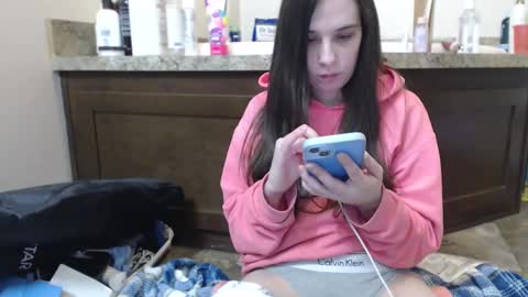 Bella online show from February 4, 2:28 am