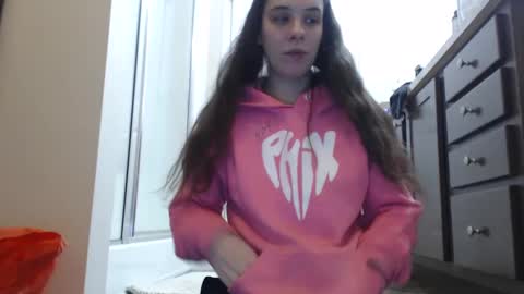 Bella online show from December 7, 2:03 am