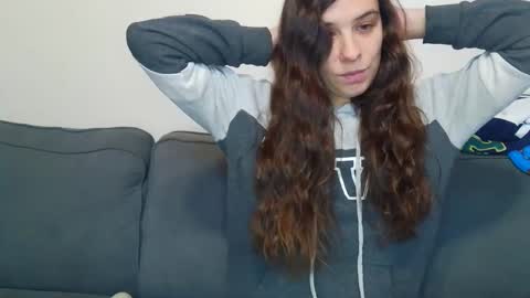 Bella online show from September 18, 2:21 pm