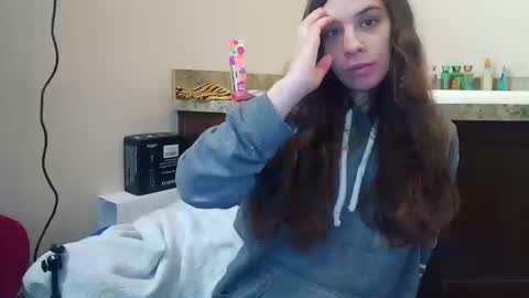 Bella online show from October 10, 2:34 pm