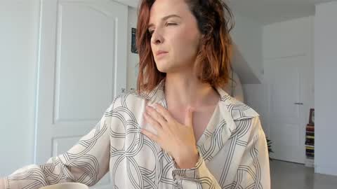 Alexandra Thorn online show from March 19, 10:43 am