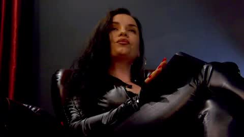 AliceReign online show from June 4, 5:24 am