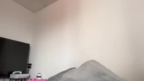 Ameliahs online show from October 22, 2:52 pm