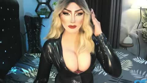 PRIESTESS CHANNEL online show from June 28, 10:17 pm
