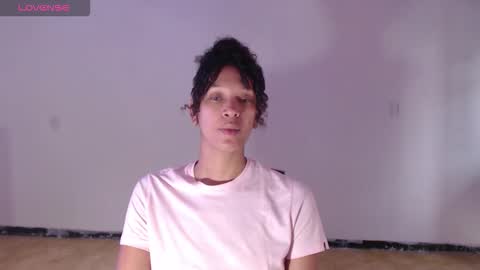 Donna di Diamanti online show from November 29, 4:14 pm