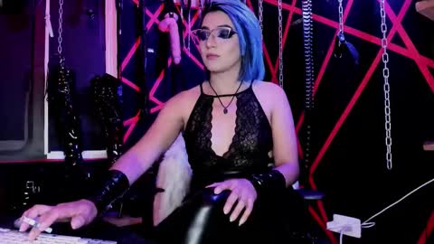 Missdarklady online show from March 12, 9:51 pm