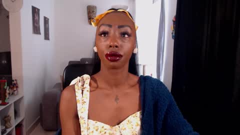 Emilie Diaz online show from March 17, 3:06 pm