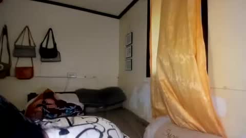 jj online show from April 21, 3:02 am