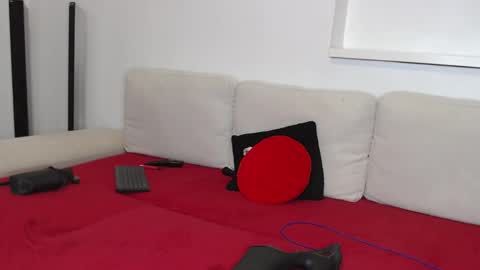 missjenifer online show from February 27, 12:36 am