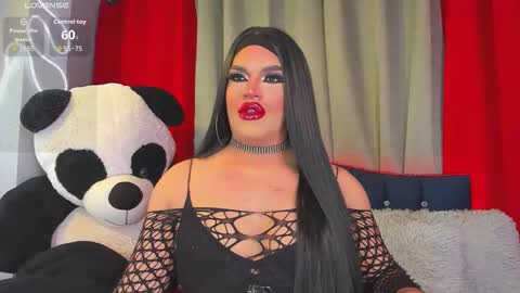 kassandra lazcano online show from October 25, 2:12 am