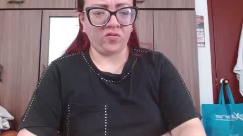 eva   online show from July 9, 2:43 pm
